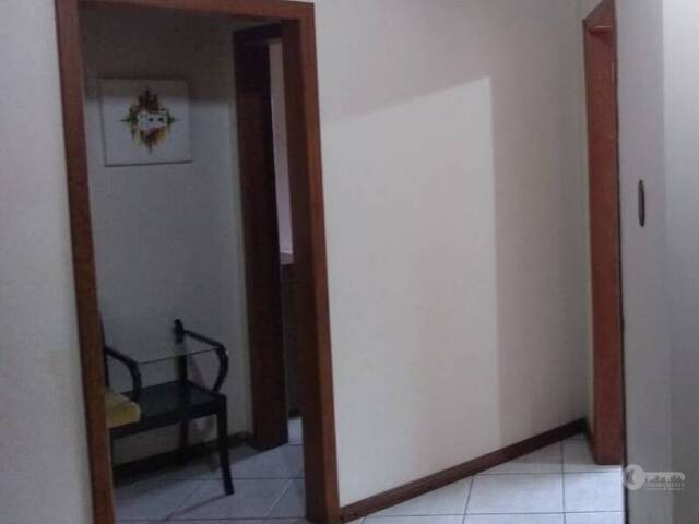 Sobrado para Venda em Lages - 5